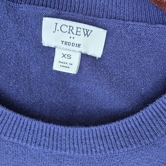 Cotton.Slim fit.Hits at hip.Machine wash. - Picture 4 of 7